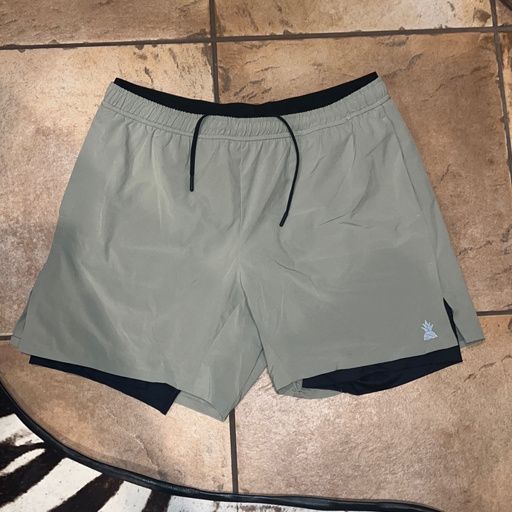 Chubbies. XL 5.5in running shorts. Never worn.